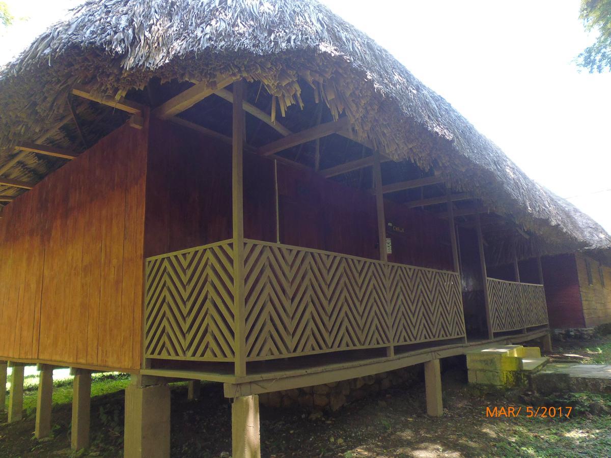 Hotel Nueva Alianza Frontera Corozal Exteriör bild